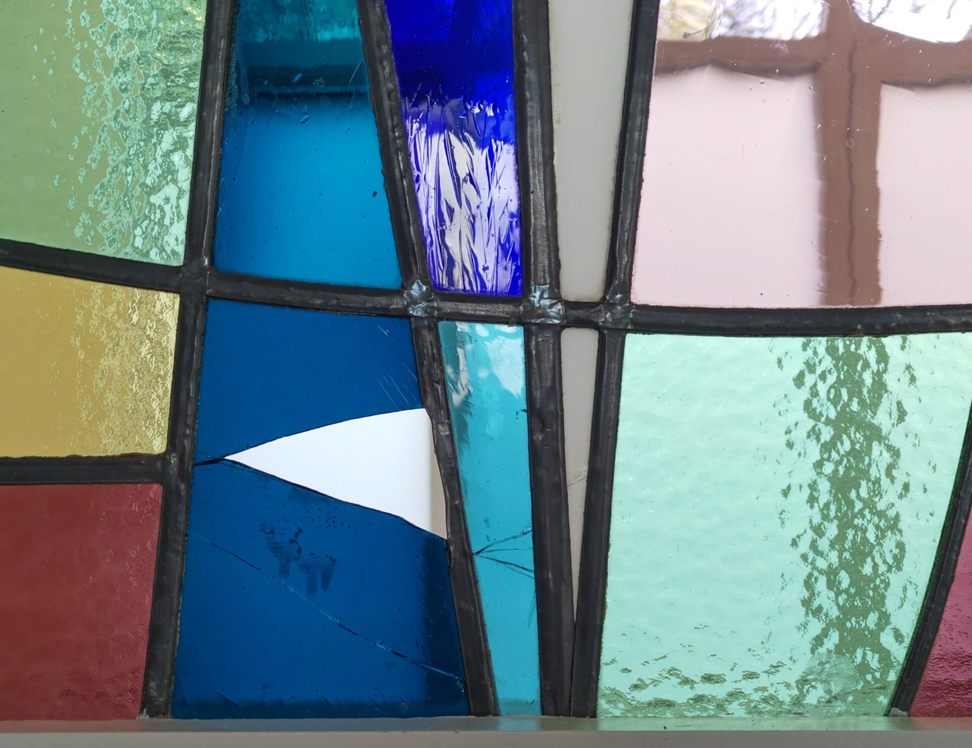 Illumen Herstelling van Glasramen Réparation de vitraux